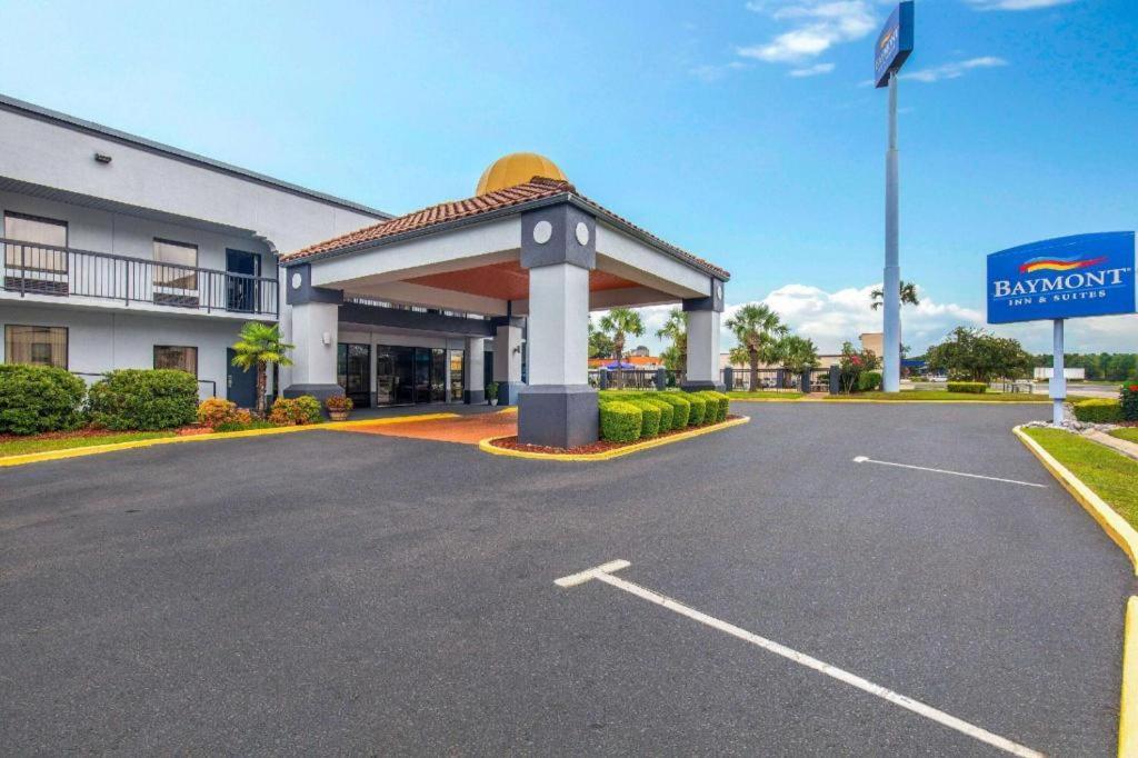 Hotel Baymont By Wyndham Mobile/tillmans Corner